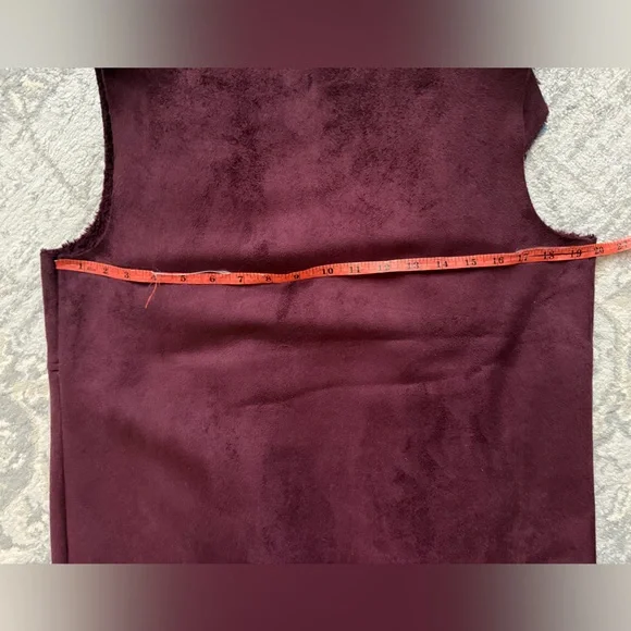 Susina Deep Burgundy Shearling Vest - Picture 6 of 8